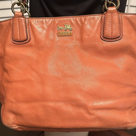 Coach Madison - Picture 3 of 15